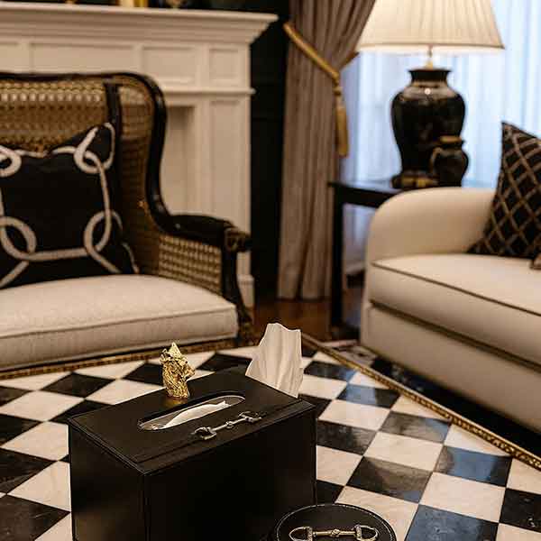 Equestrian Tissue Cover (Black)