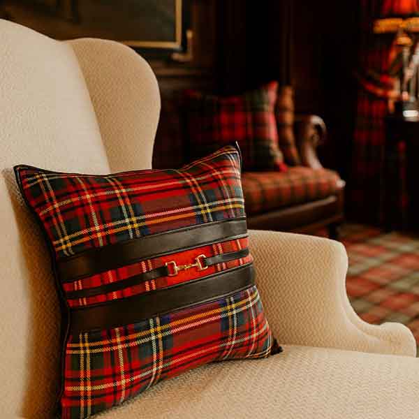 Horse-bit Tartan Throw Pillow (Black Belt)