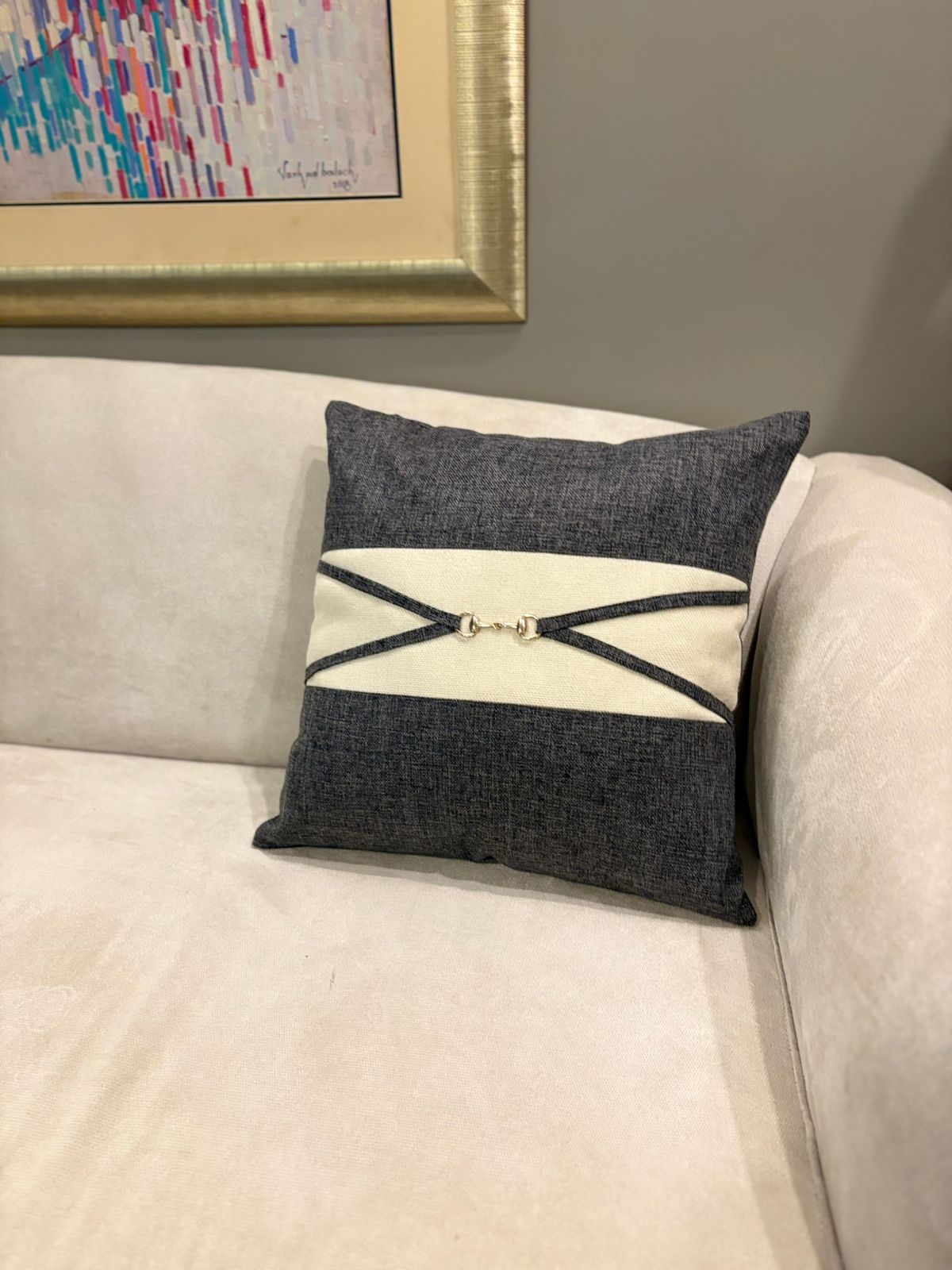 Polo House Throw pillow