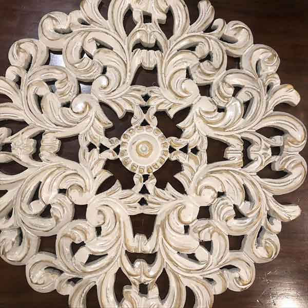 Baroque-Style Mat (Chalk Finish)