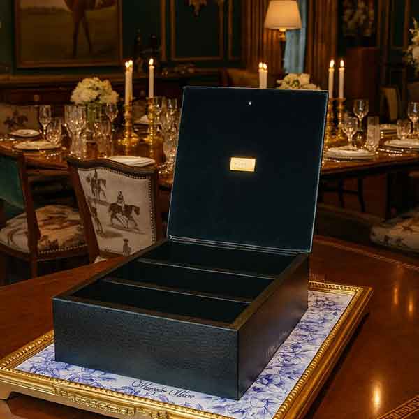 Stallion Cutlery Vault