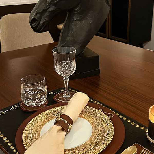 Horse-bit napkin Rings